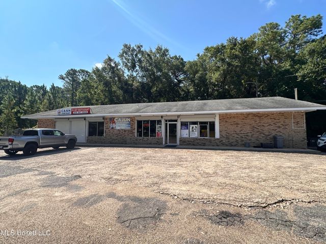 1225 34th Street, Gulfport, MS 39501