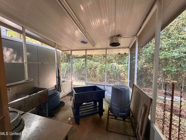 1225 34th Street, Gulfport, MS 39501