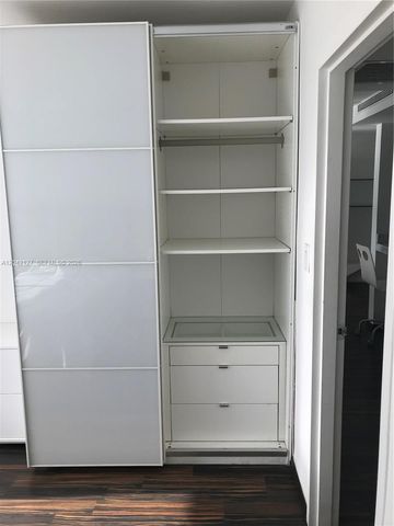 1000 W Ave 318 318, Miami Beach, FL 33139