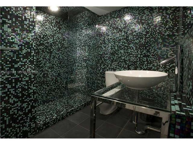 1000 W Ave 318 318, Miami Beach, FL 33139