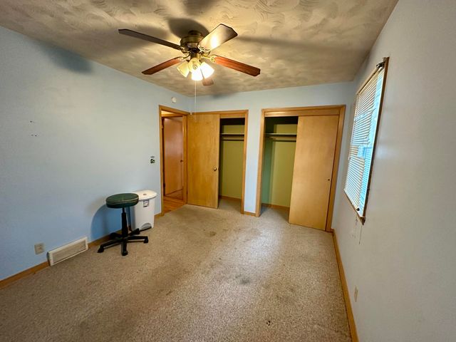 322 N SIERRA Drive, Council Bluffs, IA 51503