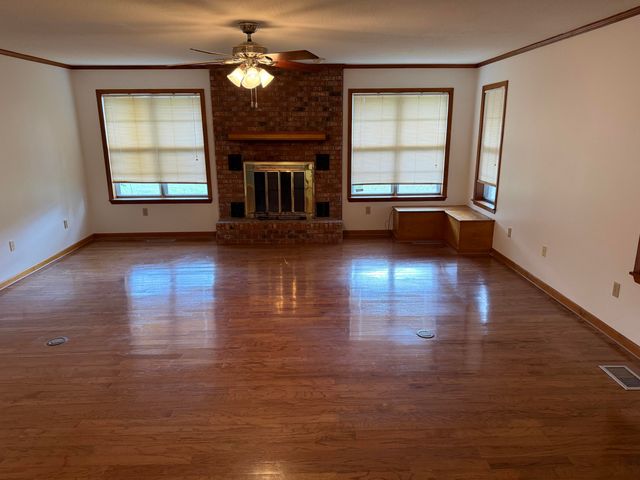 106 Springhill Dr., Hattiesburg, MS 39402