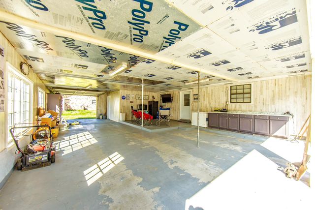 2527 Bayou Blue Rd, Houma, LA 70364