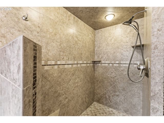 15917 Ne UNION Rd 16, Ridgefield, WA 98642