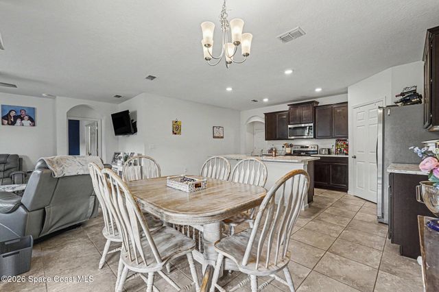 1718 Pace Drive NW, Palm Bay, FL 32907