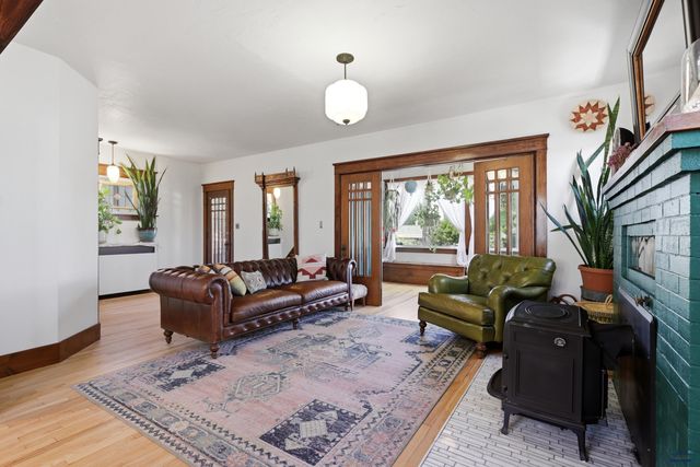 209 ST FRANCIS, Rapid City, SD 57701