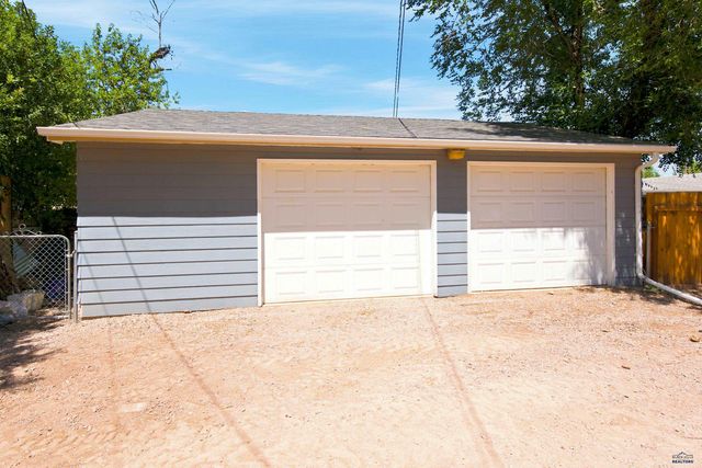 209 ST FRANCIS, Rapid City, SD 57701