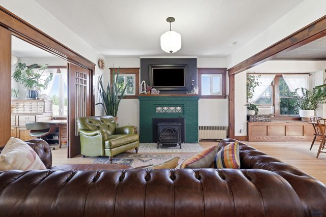 209 ST FRANCIS, Rapid City, SD 57701