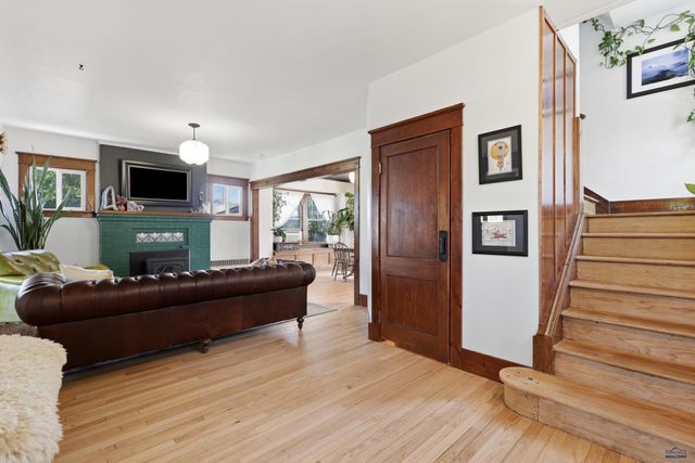 209 ST FRANCIS, Rapid City, SD 57701