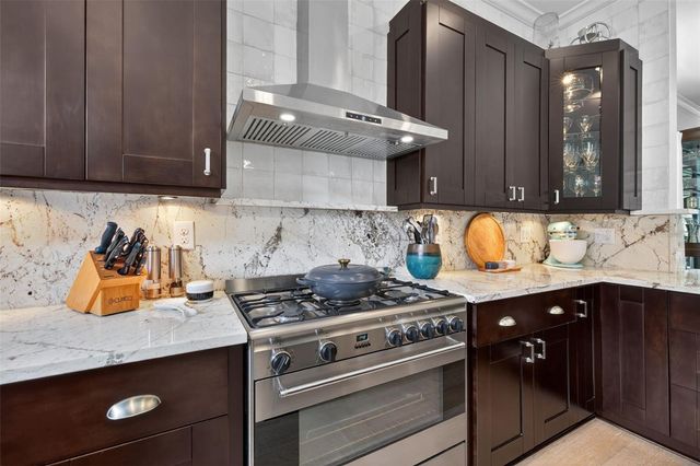 2319 7TH STREET N, St Petersburg, FL 33704
