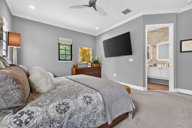 2319 7TH STREET N, St Petersburg, FL 33704