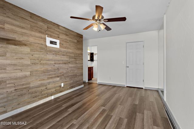 2747 W Anklam Rd Apt E, Tucson, AZ 85745