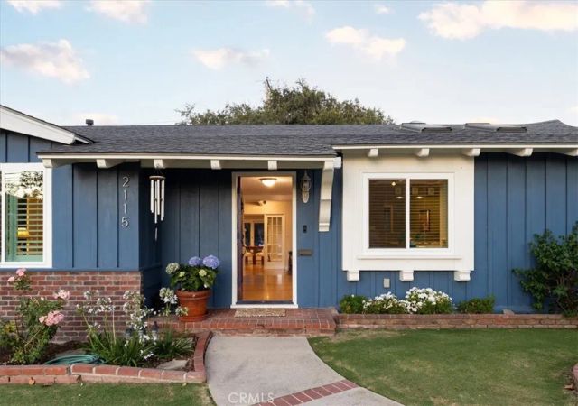 2115 N Baker Street, Santa Ana, CA 92706
