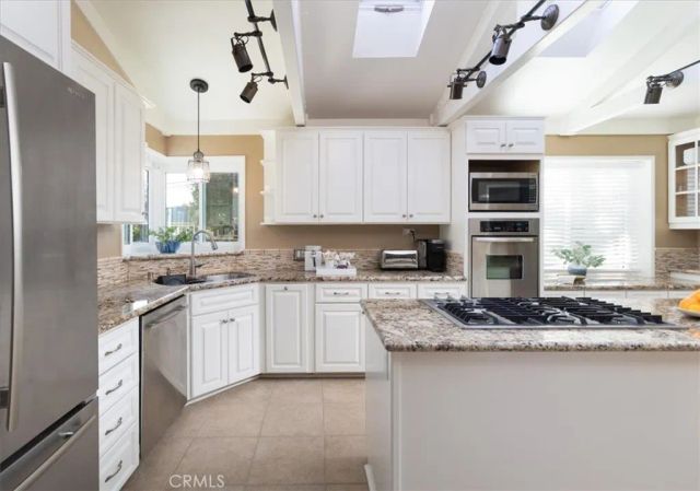 2115 N Baker Street, Santa Ana, CA 92706