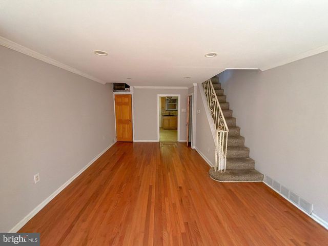 2542 S SARTAIN ST, Philadelphia, PA 19148