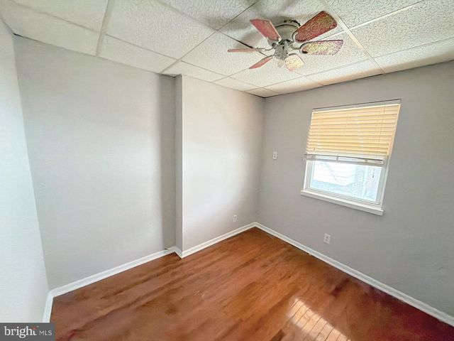 2542 S SARTAIN ST, Philadelphia, PA 19148