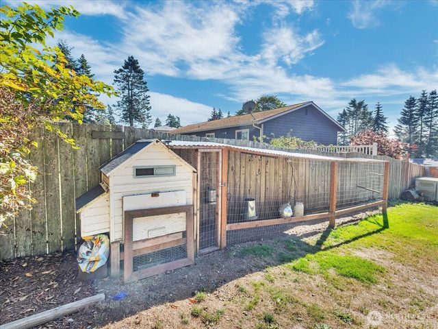 1233 Rickover Drive, Coupeville, WA 98239
