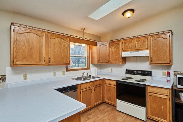 604 Northview Drive, Dallas Center, IA 50063