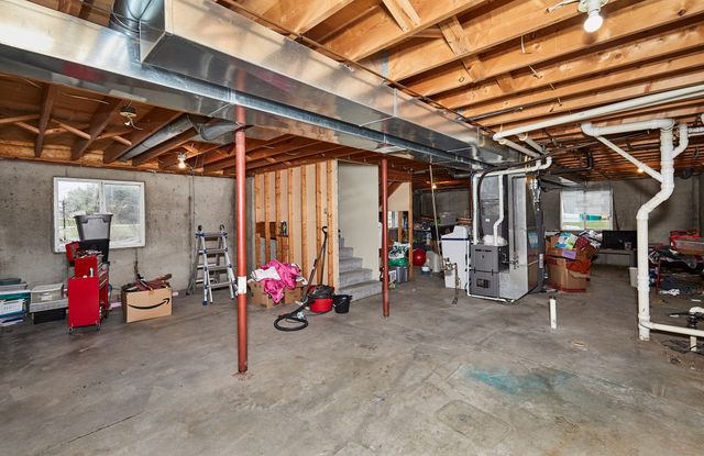 604 Northview Drive, Dallas Center, IA 50063