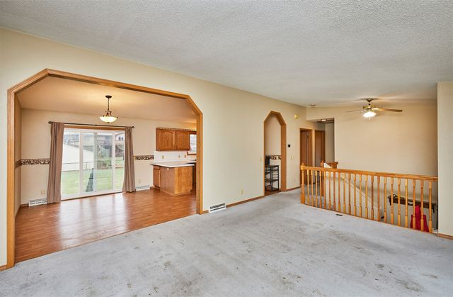 604 Northview Drive, Dallas Center, IA 50063