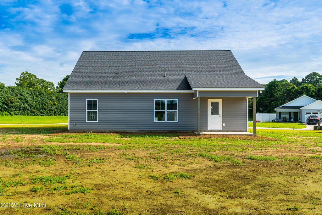 Image 22 of property listing at 58 Hampton Way, Snow Hill, NC 28580