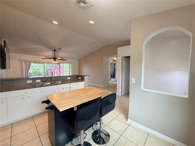 3218 43rd ST W, Lehigh Acres, FL 33971