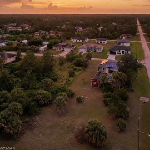 3218 43rd ST W, Lehigh Acres, FL 33971