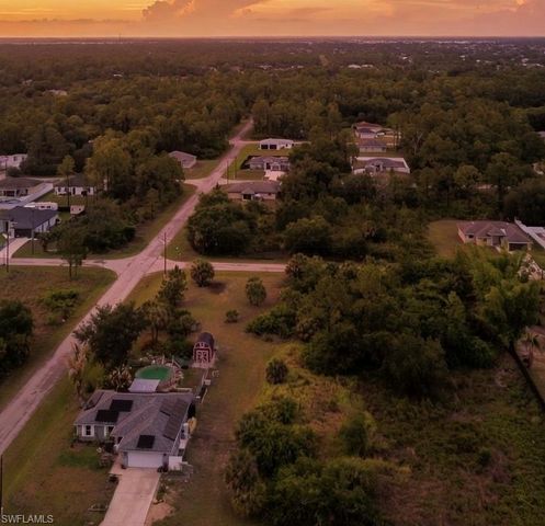 3218 43rd ST W, Lehigh Acres, FL 33971