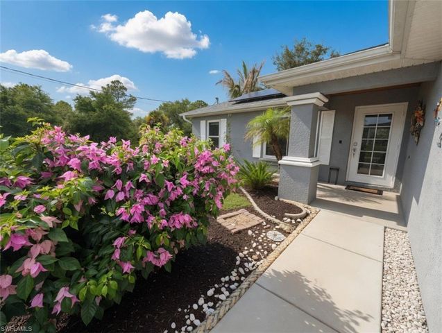 3218 43rd ST W, Lehigh Acres, FL 33971