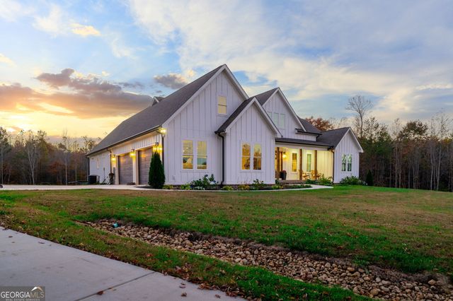 553 New Home Road, Trenton, GA 30752