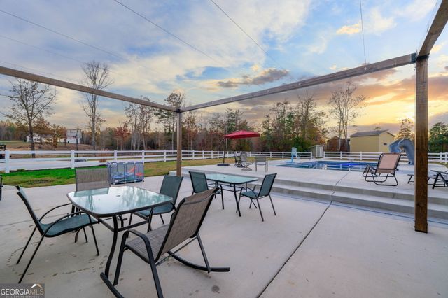 553 New Home Road, Trenton, GA 30752