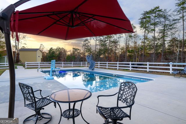 553 New Home Road, Trenton, GA 30752