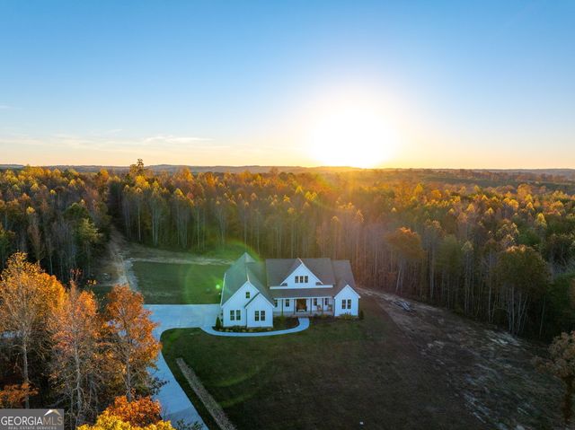 553 New Home Road, Trenton, GA 30752