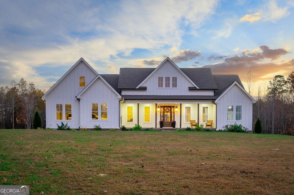 553 New Home Road, Trenton, GA 30752