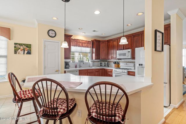 32 Newport Street, Barnegat, NJ 08005