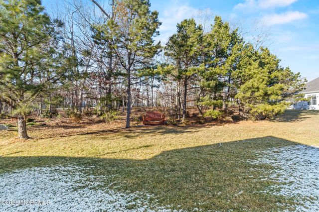 32 Newport Street, Barnegat, NJ 08005