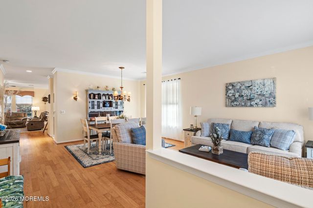 32 Newport Street, Barnegat, NJ 08005