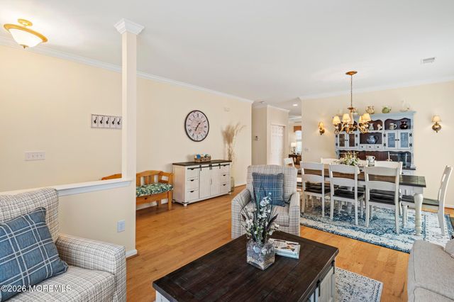 32 Newport Street, Barnegat, NJ 08005