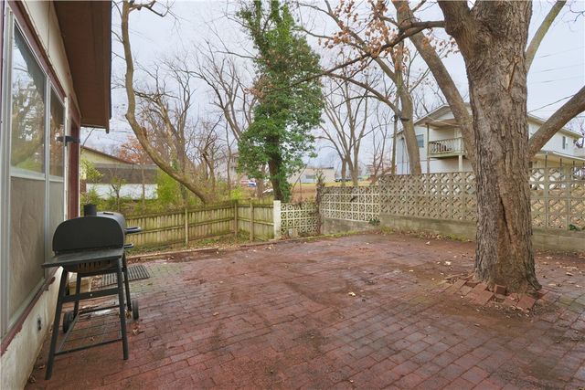 412 Springfield Street, Berryville, AR 72616