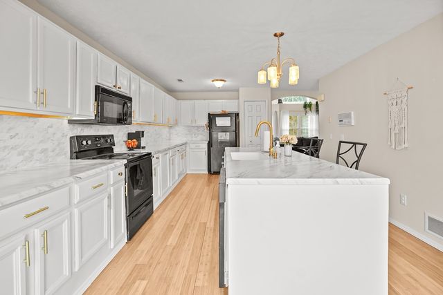 1309 Strawbridge Place, Orrville, OH 44667