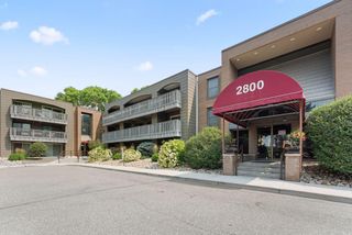 2800 Hamline Avenue N 313, Roseville, MN 55113