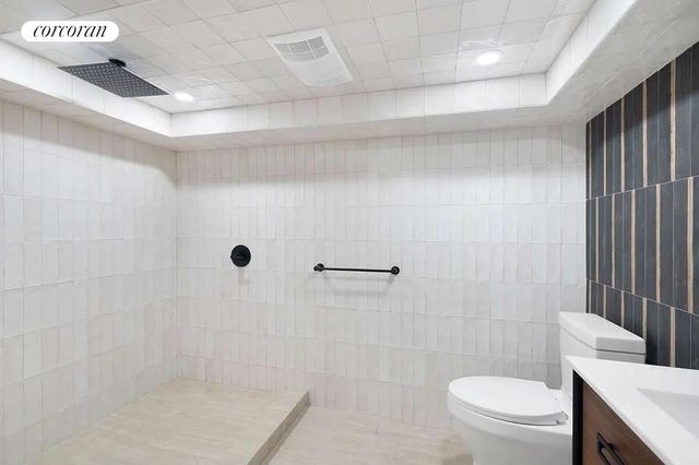 1137 PARK Place, New York City, NY 11213