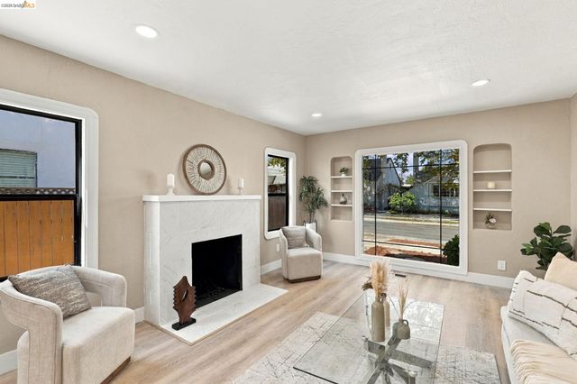 1359 Elm St, Pittsburg, CA 94565