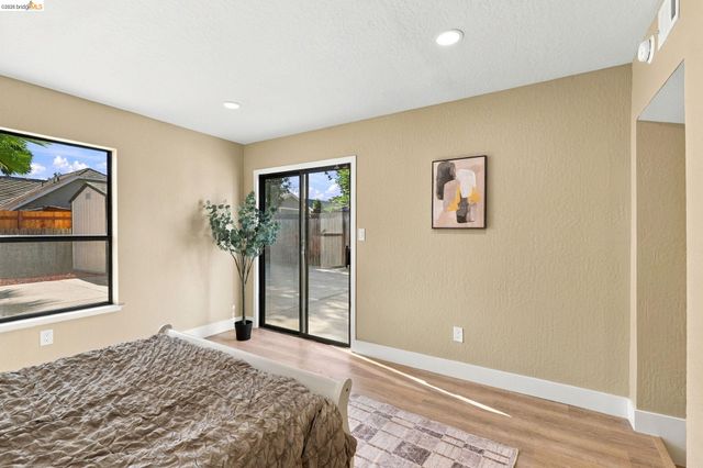 1359 Elm St, Pittsburg, CA 94565