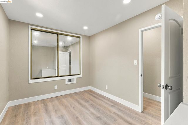 1359 Elm St, Pittsburg, CA 94565
