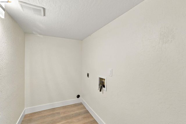 1359 Elm St, Pittsburg, CA 94565