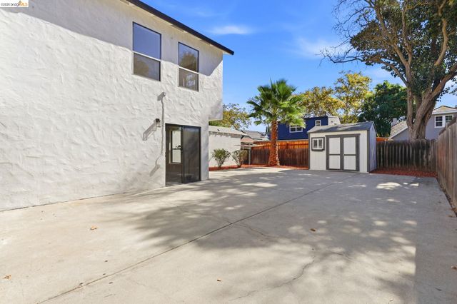 1359 Elm St, Pittsburg, CA 94565