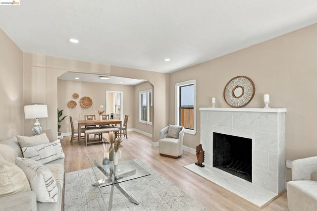 1359 Elm St, Pittsburg, CA 94565