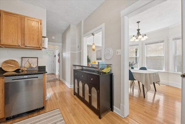 913 Highland Avenue, Oak Park, IL 60304