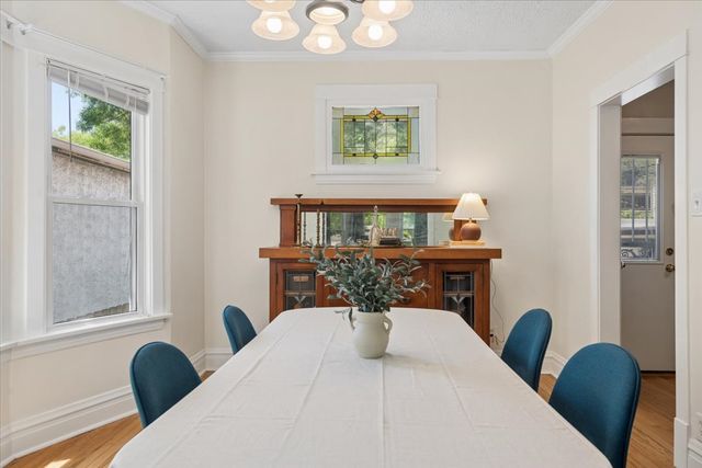 913 Highland Avenue, Oak Park, IL 60304